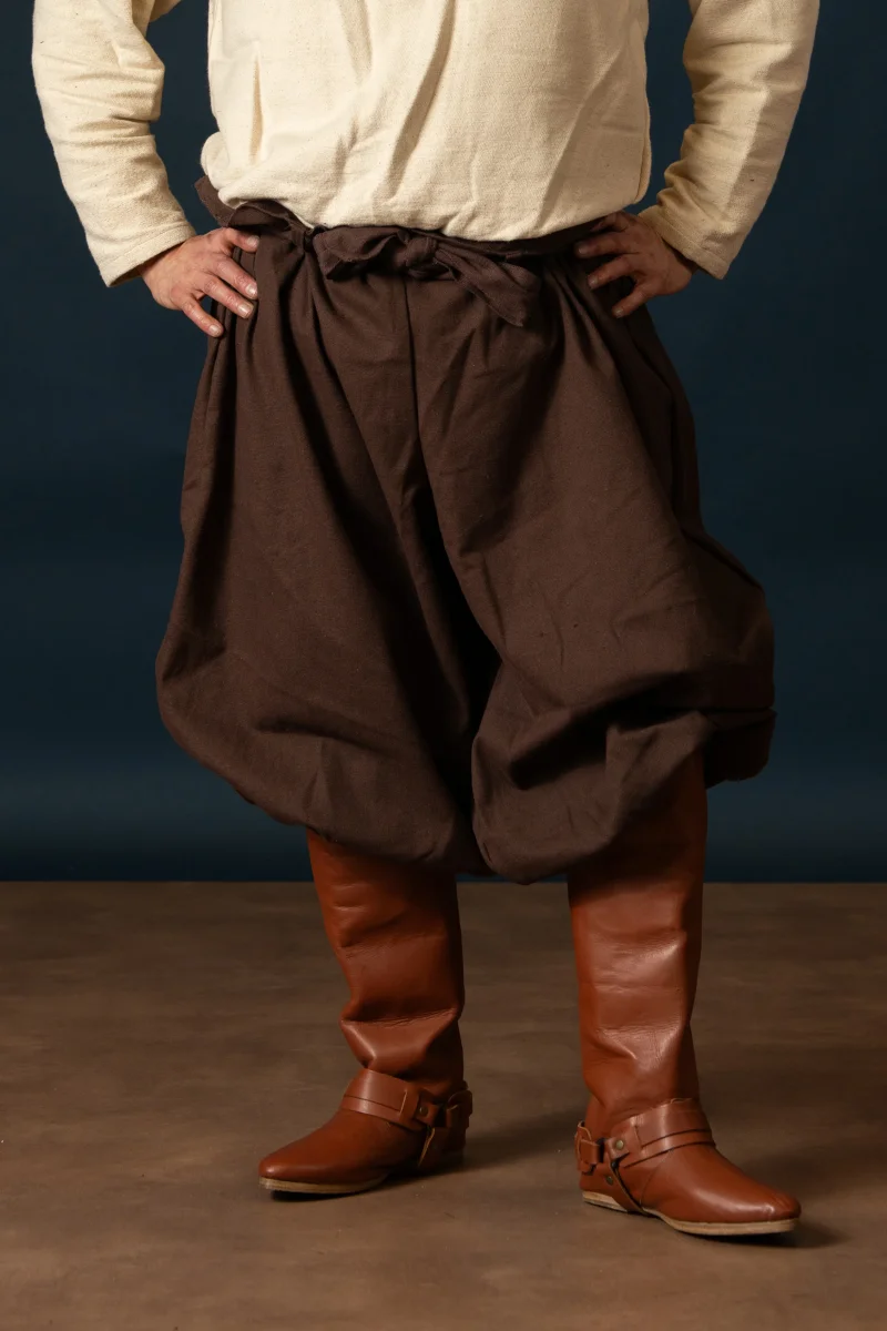 Broek Offnir, bruin