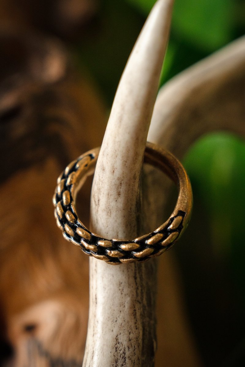9e-10e eeuwse Vikingring, brons