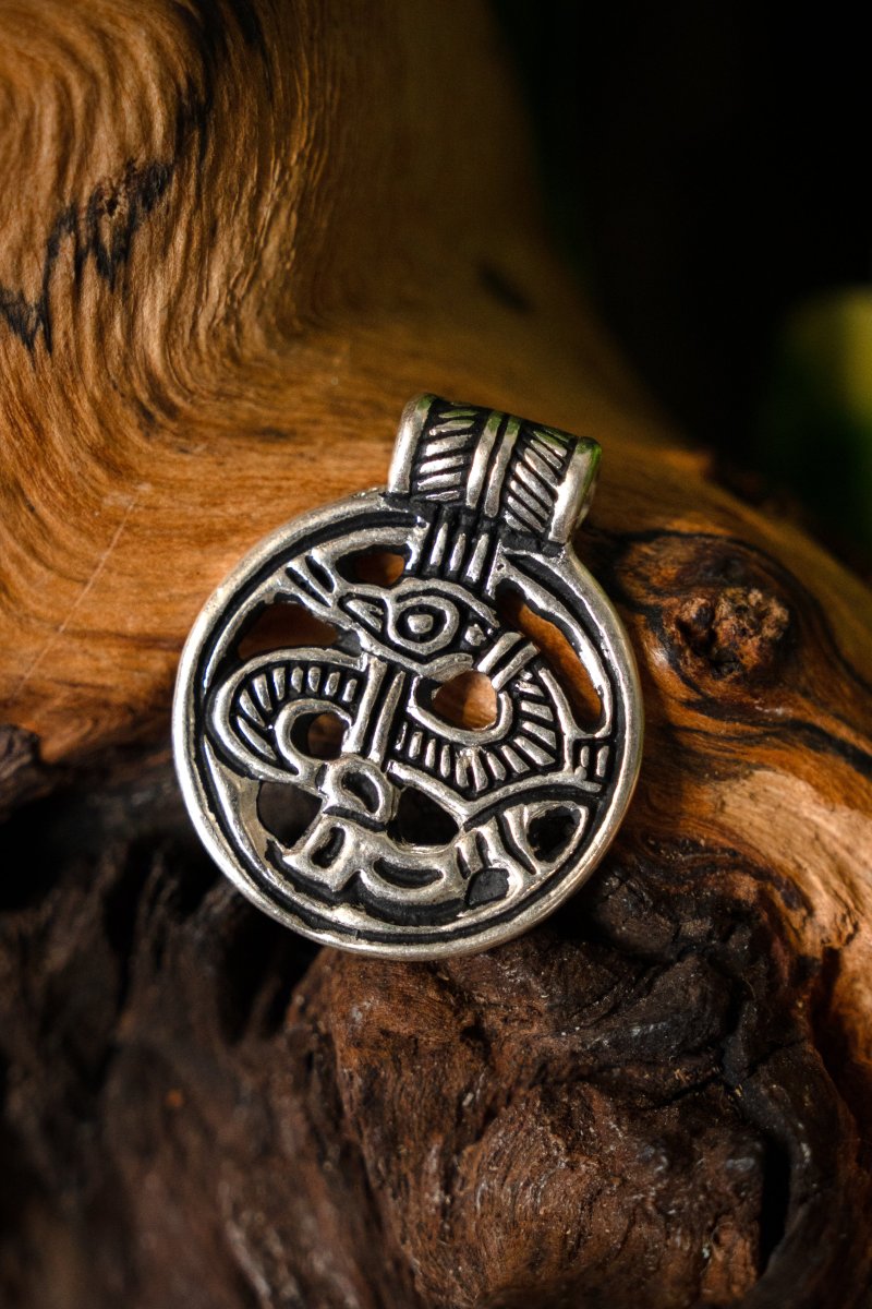 9e eeuws Birka amulet, verzilverd brons - Image 4