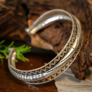 10e eeuwse Rusvik armband, verzilverd brons