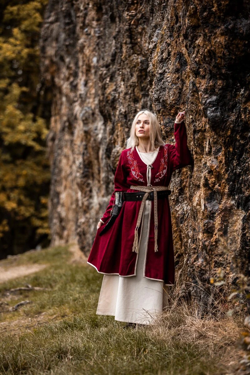 Viking kaftan Skadi, wolmix, rood - Image 2