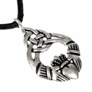 Claddagh-hanger, 17e eeuw, verzilverd brons
