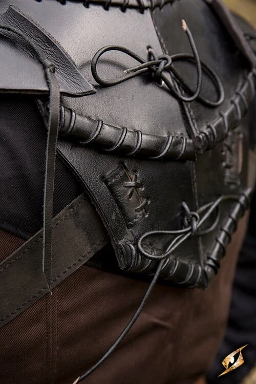 Dark Elf gorget - Image 4