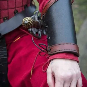 Warrior leren bracers, onderarmbeschermers, zwart-rood, paar