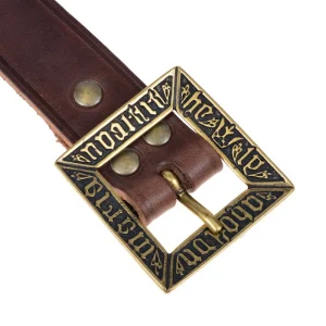 Middeleeuwse riem 'Erik van Pommeren', bruin leer, messing